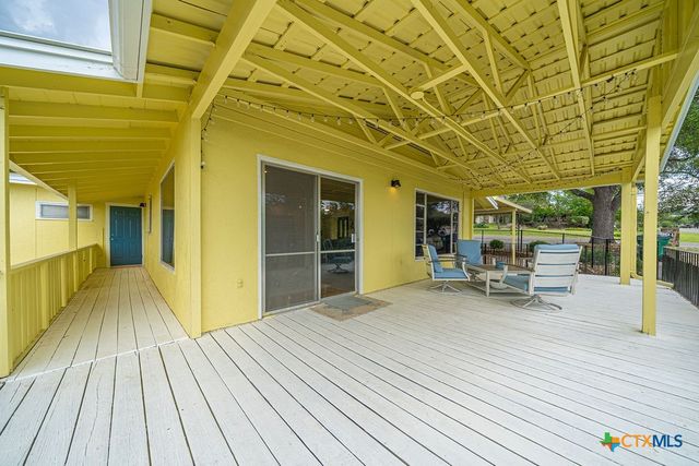 100 Kings Way, Horseshoe Bay, TX 78657