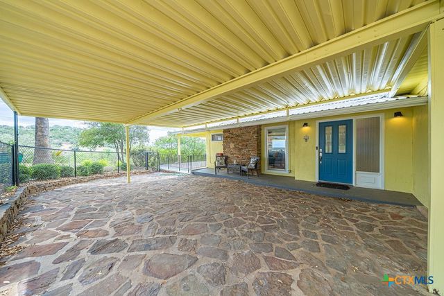 100 Kings Way, Horseshoe Bay, TX 78657