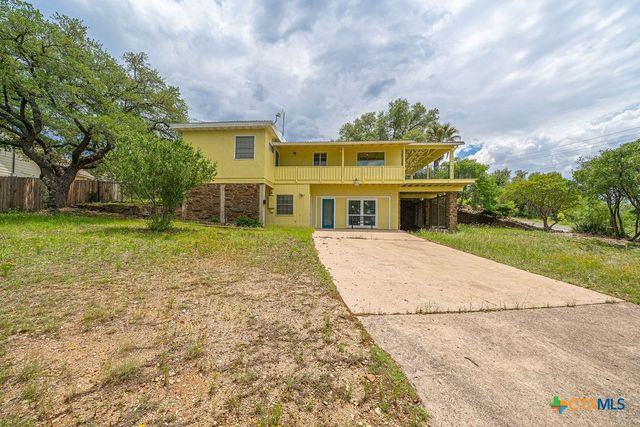 100 Kings Way, Horseshoe Bay, TX 78657