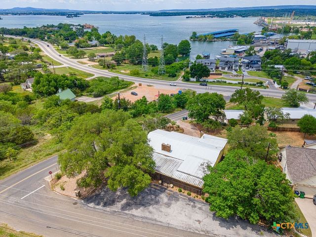 100 Kings Way, Horseshoe Bay, TX 78657