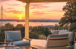 100 Kings Way, Horseshoe Bay, TX 78657