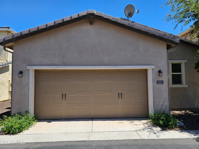 2253 S WALLRADE Lane, Gilbert, AZ 85295