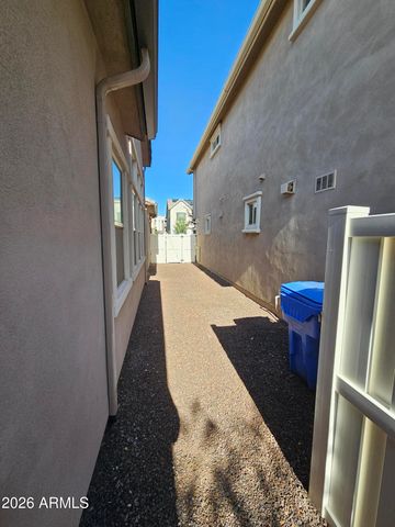 2253 S WALLRADE Lane, Gilbert, AZ 85295