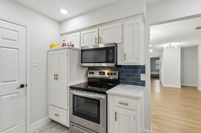 4311 Rockwood Trail, Arlington, TX 76016