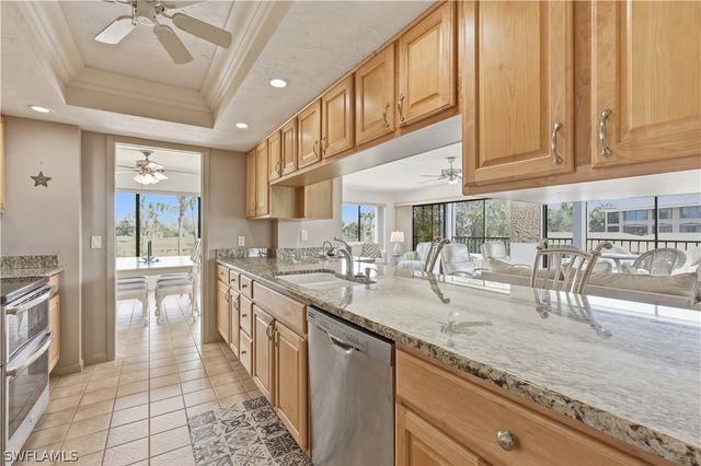 6258 Cougar RUN 203, Fort Myers, FL 33908