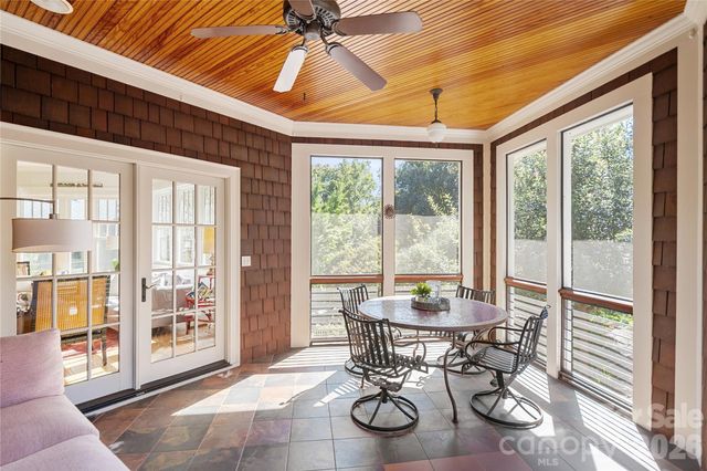 2400 Kenmore Avenue, Charlotte, NC 28204