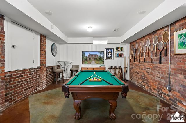 2400 Kenmore Avenue, Charlotte, NC 28204