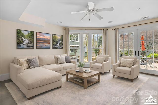 2400 Kenmore Avenue, Charlotte, NC 28204