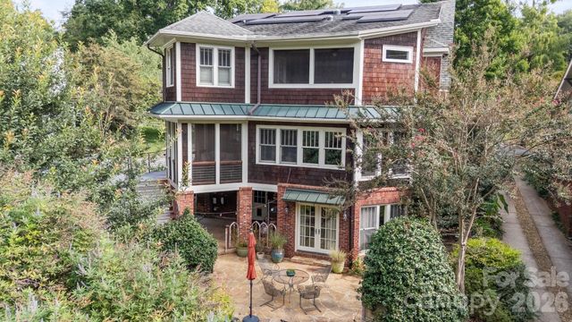 2400 Kenmore Avenue, Charlotte, NC 28204