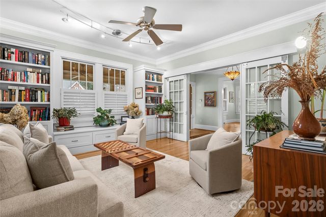 2400 Kenmore Avenue, Charlotte, NC 28204