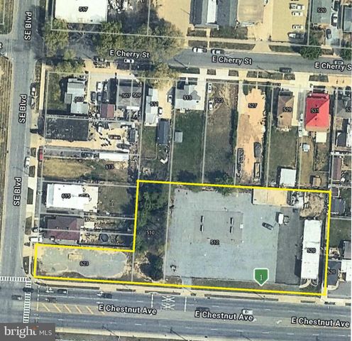 520 E CHESTNUT AVE, Vineland, NJ 08360