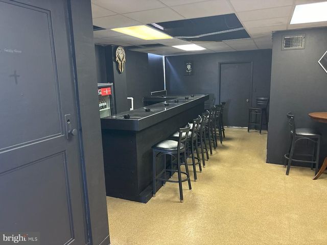 520 E CHESTNUT AVE, Vineland, NJ 08360