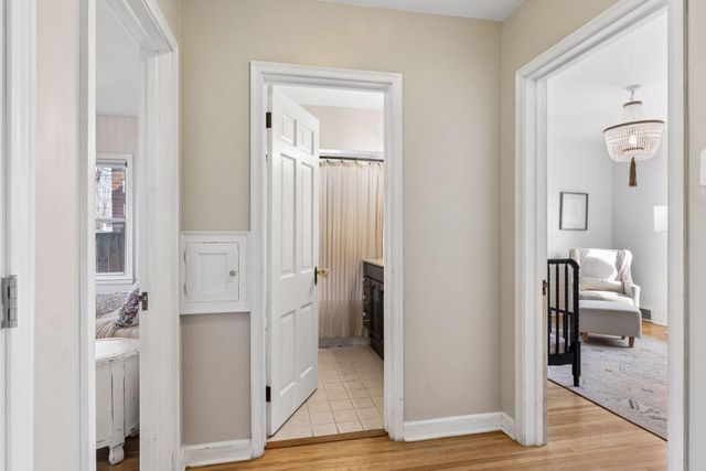 1693 Charles Avenue, Saint Paul, MN 55104