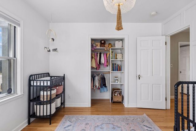 1693 Charles Avenue, Saint Paul, MN 55104