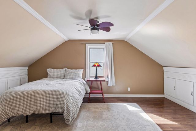 1693 Charles Avenue, Saint Paul, MN 55104