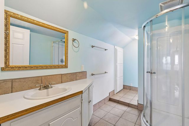 1693 Charles Avenue, Saint Paul, MN 55104