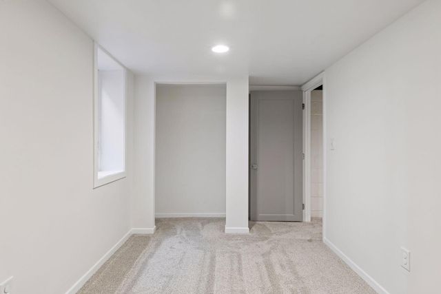 1693 Charles Avenue, Saint Paul, MN 55104