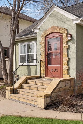 1693 Charles Avenue, Saint Paul, MN 55104