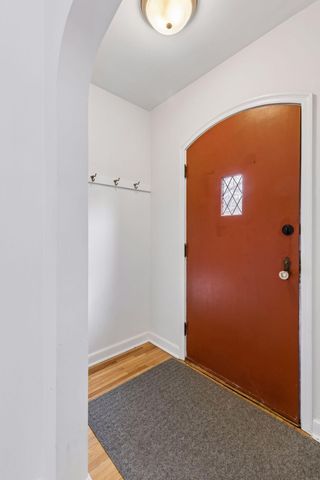 1693 Charles Avenue, Saint Paul, MN 55104