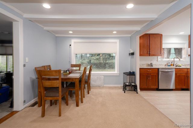 1775 Porter Road, White Lake, MI 48383