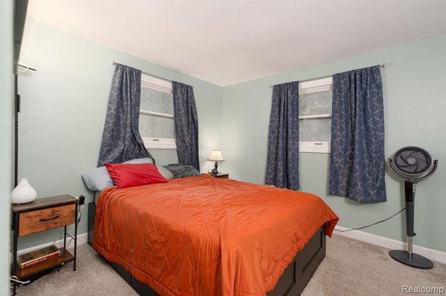 1775 Porter Road, White Lake, MI 48383