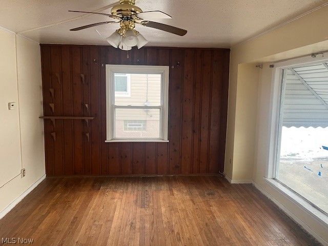 1726 Coventry Street, Akron, OH 44301