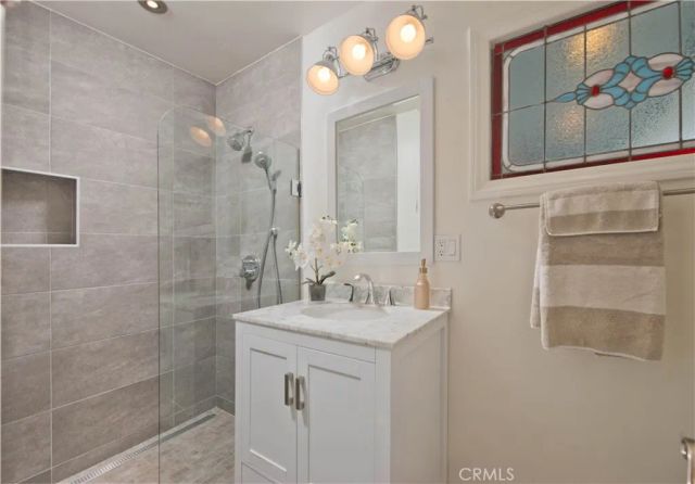 16529 Adlon Road, Encino, CA 91436