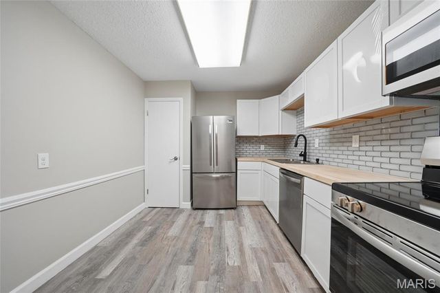 1279 Guelbreth Lane 207, St Louis, MO 63146