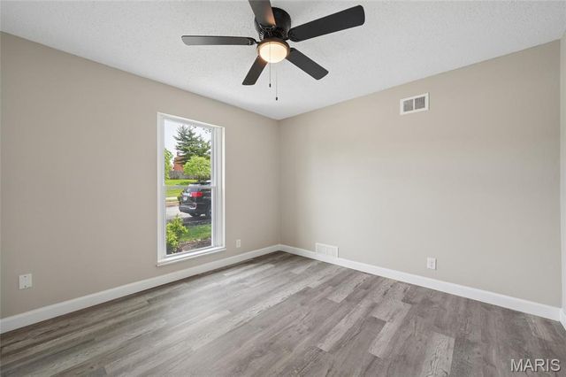 1279 Guelbreth Lane 207, St Louis, MO 63146