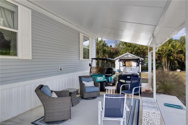 19440 Pony LN, North Fort Myers, FL 33903