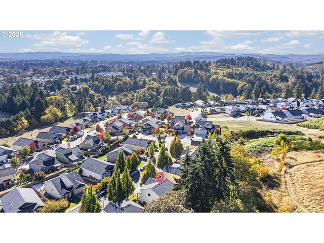35671 SPOTTED HILL Dr, St Helens, OR 97051