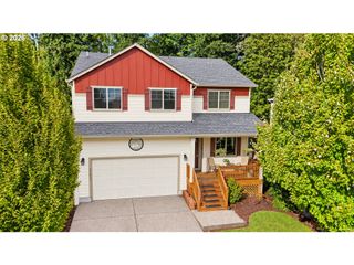 35671 SPOTTED HILL Dr, St Helens, OR 97051