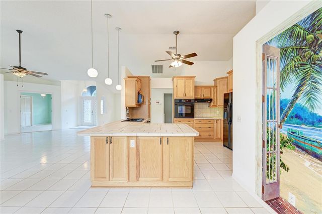 6008 PROMENADE COURT, Bradenton, FL 34203