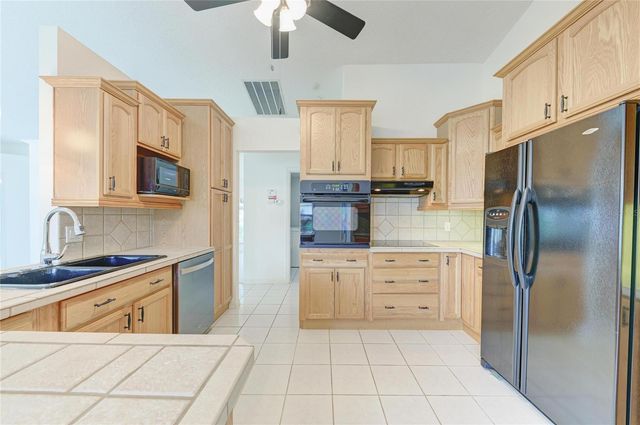6008 PROMENADE COURT, Bradenton, FL 34203