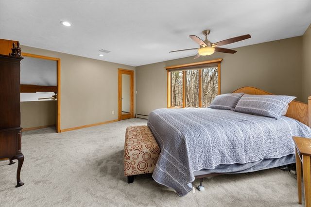 275 Chestnut St, Uxbridge, MA 01569
