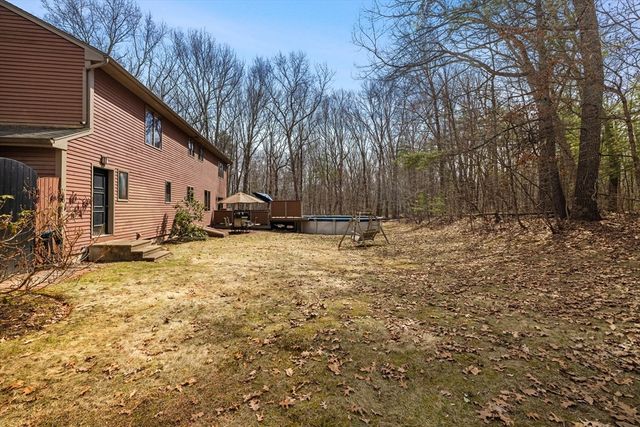 275 Chestnut St, Uxbridge, MA 01569