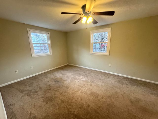 3997 Welcome Valley RD, Roanoke, VA 24014