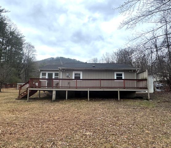 3997 Welcome Valley RD, Roanoke, VA 24014