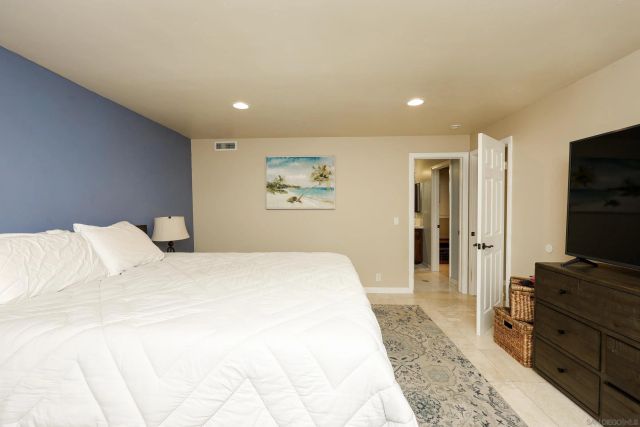 6475 Malcolm Dr, San Diego, CA 92115