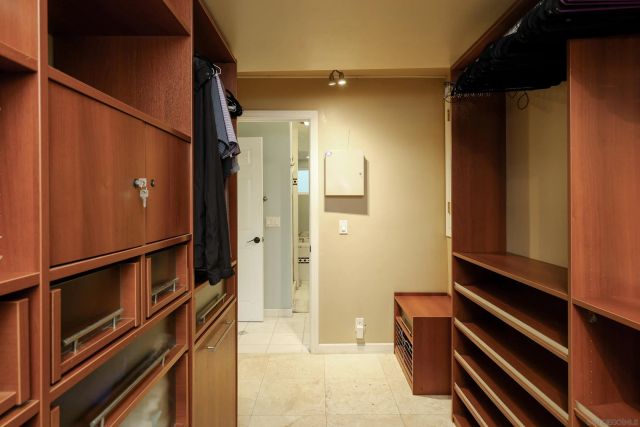 6475 Malcolm Dr, San Diego, CA 92115