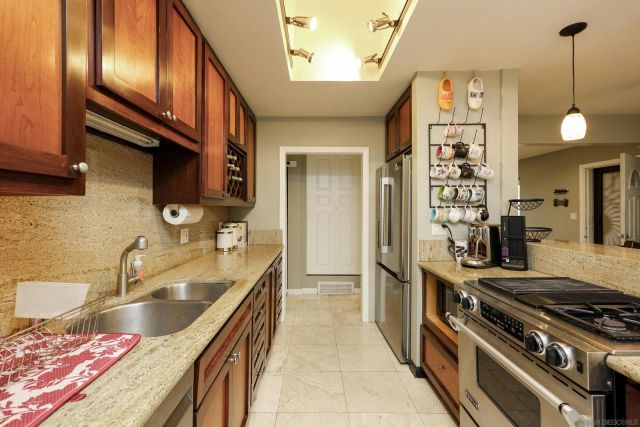 6475 Malcolm Dr, San Diego, CA 92115