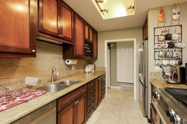 6475 Malcolm Dr, San Diego, CA 92115
