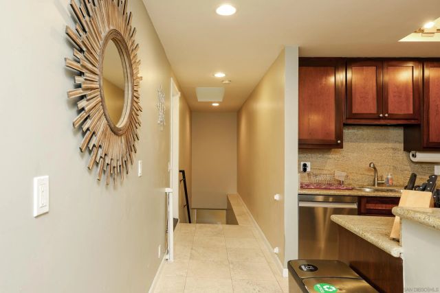 6475 Malcolm Dr, San Diego, CA 92115