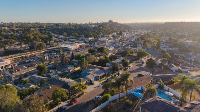 6475 Malcolm Dr, San Diego, CA 92115