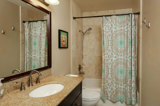6475 Malcolm Dr, San Diego, CA 92115
