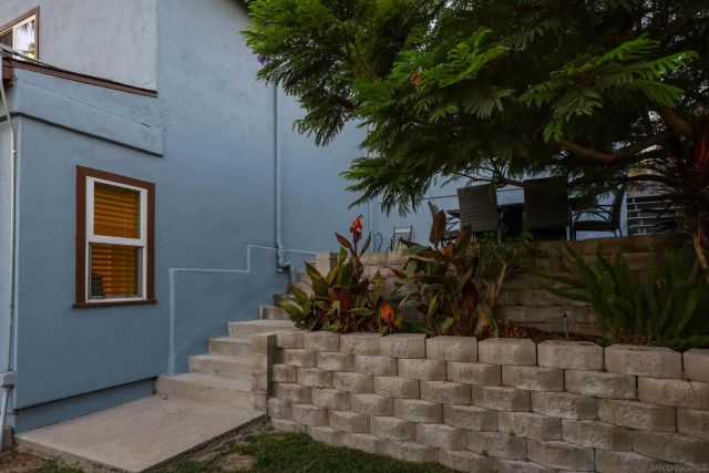 6475 Malcolm Dr, San Diego, CA 92115