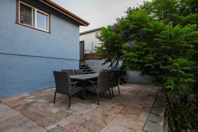 6475 Malcolm Dr, San Diego, CA 92115