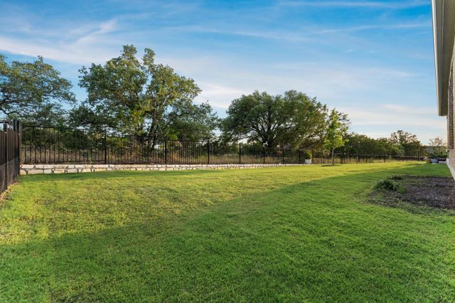 112 Telegraph LN, Georgetown, TX 78633