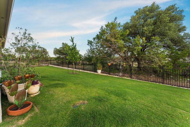 112 Telegraph LN, Georgetown, TX 78633