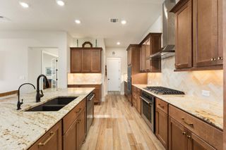 112 Telegraph LN, Georgetown, TX 78633